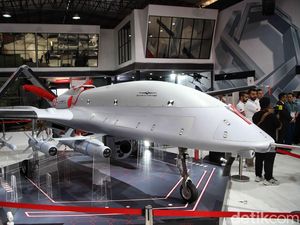 Melihat Drone dari Berbagai Negara di Indo Defence 2025 Melihat Drone dari Berbagai Negara di Indo Defence 2025