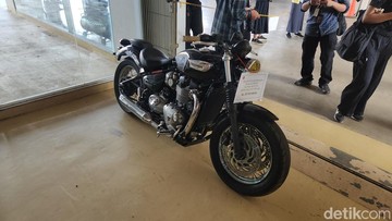 Moge Triumph dan Tas LV dari Rafael Alun Laku Segini Dilelang KPK