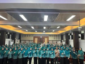 Dewi Sri Ingatkan Pentingnya Edukasi Anak soal Ancaman Kekerasan Seksual Dewi Sri Ingatkan Pentingnya Edukasi Anak soal Ancaman Kekerasan Seksual