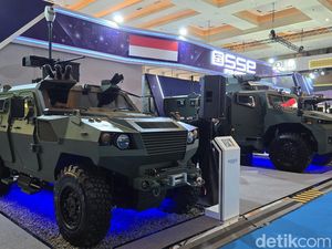 Rudal Supersonik Sampai Jet Tempur Unjuk Gigi di Indo Defence 2025 Rudal Supersonik Sampai Jet Tempur Unjuk Gigi di Indo Defence 2025