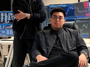 Timothy Ronald, Investor Muda dengan Misi Bangun 1.000 Sekolah Timothy Ronald, Investor Muda dengan Misi Bangun 1.000 Sekolah