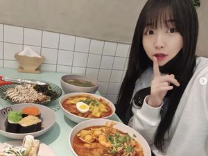 Youtuber Mukbang Tzuyang Curhat BB Turun Drastis Meski Sering Makan Banyak