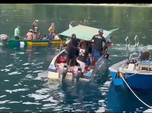 Video Viral Warlok Usir Turis Usai Izin Tambang Nikel Raja Ampat Dicabut Video Viral Warlok Usir Turis Usai Izin Tambang Nikel Raja Ampat Dicabut