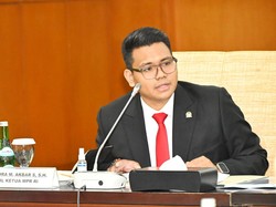 Waka MPR Apresiasi Pembangunan Pelabuhan Regional Salakan di Sulteng