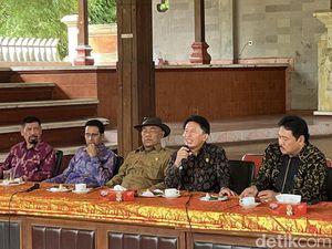 DPRD Desak Pusat Kembalikan Dana Pariwisata Rp 100 Triliun ke Bali DPRD Desak Pusat Kembalikan Dana Pariwisata Rp 100 Triliun ke Bali