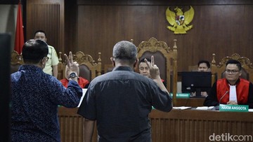 Pesan 'Jangan Lupakan Saya' Antara Eks Ketua PN dan Hakim Ronald Tannur