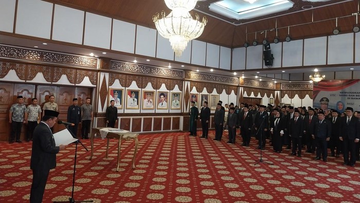 Gubernur Jambi Al Haris melantik 107 pejabat Eselon III dan IV Gubernur Jambi Al Haris melantik 107 pejabat Eselon III dan IV