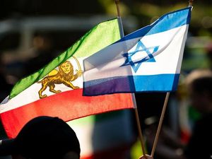 Iran dan Israel, dari Sekutu Jadi Musuh