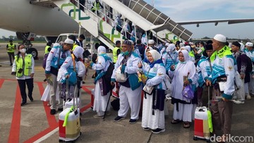 Berita dari Detik Finance: Pemerintah Siapkan Rp 1,77 Triliun Tahan Ongkos Haji Nggak Naik