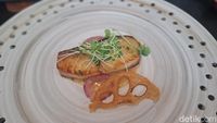 Sajian Ikan Cod Alaska hingga Mizu Mochi di Restoran Tertinggi Jakarta