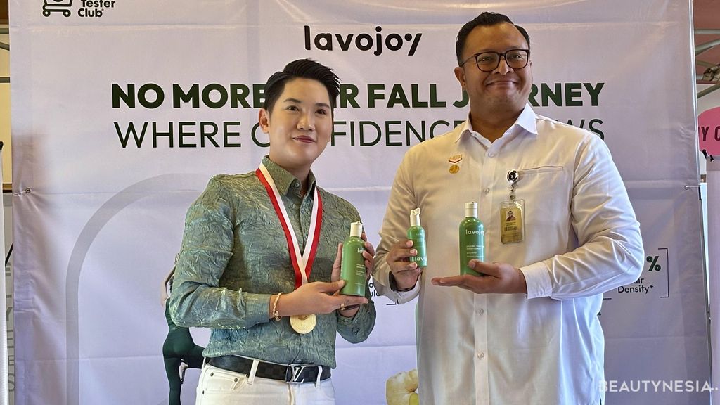 lavojoy raih rekor MURI