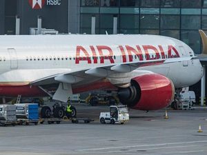 Pesawat Air India Balik Lagi ke Hong Kong, Diduga Ada Masalah Teknis Pesawat Air India Balik Lagi ke Hong Kong, Diduga Ada Masalah Teknis