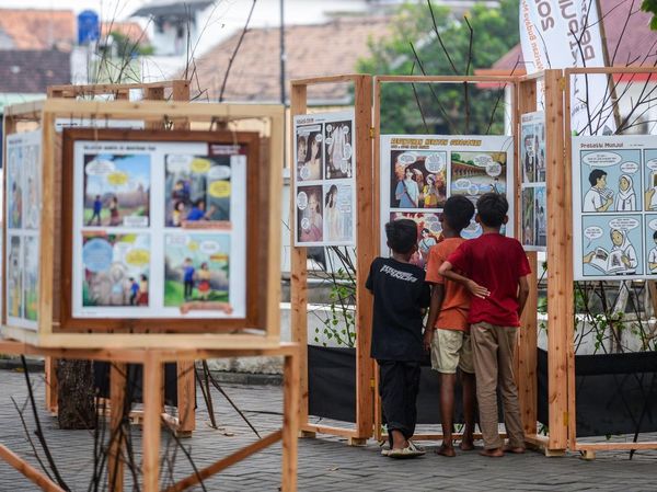 Pameran Komik & Foto Hidupkan Warisan Budaya di Hari Purbakala