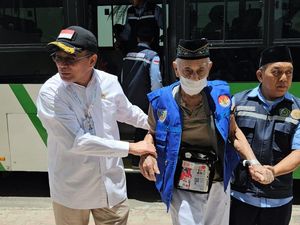 Pemerintah Percepat Pemulangan Jemaah Haji Lewat Penambahan Penerbangan Pemerintah Percepat Pemulangan Jemaah Haji Lewat Penambahan Penerbangan