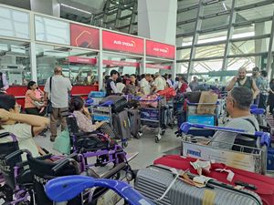 Penerbangan Air India Tertunda Imbas Serangan Israel ke Iran Penerbangan Air India Tertunda Imbas Serangan Israel ke Iran