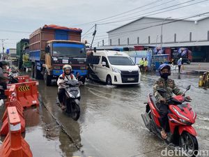 Curhat Warga Sayung Demak soal Banjir Rob Tak Kunjung Surut Curhat Warga Sayung Demak soal Banjir Rob Tak Kunjung Surut