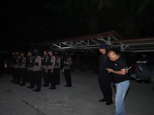 Wakapolda Riau Cek PT di Siak Pasca Pembakaran, Pastikan Situasi Kondusif Wakapolda Riau Cek PT di Siak Pasca Pembakaran, Pastikan Situasi Kondusif