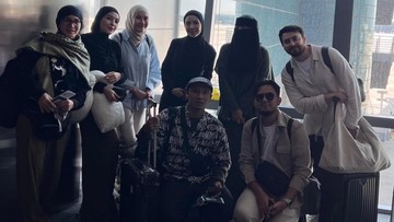 Zaskia Adya Mecca-Ratna Galih Bakal Jalan 50 Km dari Kairo ke Rafah untuk Gaza