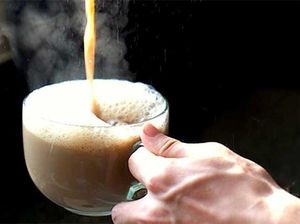 Amsyong! Wanita Ini Dikenakan Biaya Tarik saat Pesan Kopi Amsyong! Wanita Ini Dikenakan Biaya Tarik saat Pesan Kopi