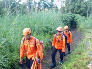 Wanita Slovakia Terjatuh Saat Mendaki Gunung Agung Tengah Malam Wanita Slovakia Terjatuh Saat Mendaki Gunung Agung Tengah Malam