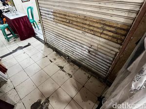 4 Fakta Terkini Bocah Disiksa, Keberadaan Ayah Masih Misterius 4 Fakta Terkini Bocah Disiksa, Keberadaan Ayah Masih Misterius