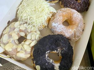 Laris Terjual 1.500 Buah Sehari, Ini Donat Kentang Viral di Depok Laris Terjual 1.500 Buah Sehari, Ini Donat Kentang Viral di Depok