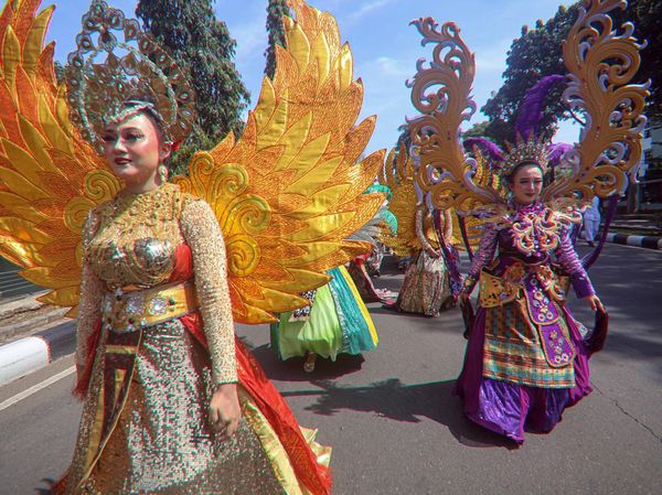 Meriah! Festival Helaran Budaya 2025 Ramaikan Kabupaten Bogor