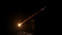 Video: Detik-detik Rentetan Rudal Iran Bombardir Israel