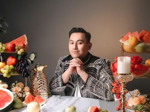 Keseruan King Nassar Jualan Donat hingga Makan Nasi Kebuli Keseruan King Nassar Jualan Donat hingga Makan Nasi Kebuli