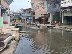 Curahan Hati Warga Muara Angke Waswas Banjir Rob Tiap Hari