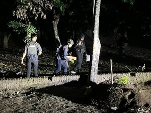 Warga Banguntapan Bantul Temukan Granat di Bawah Lapangan Voli Warga Banguntapan Bantul Temukan Granat di Bawah Lapangan Voli