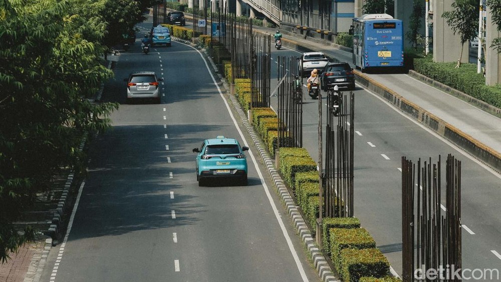 Tiang Monorel Mangkrak di Jakarta: Aset Adhi Karya, Dibongkar Awal Tahun Depan