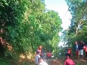 Warga Pujiharjo Malang Keluhkan Banjir Tahunan Akibat Pendangkalan Sungai Warga Pujiharjo Malang Keluhkan Banjir Tahunan Akibat Pendangkalan Sungai