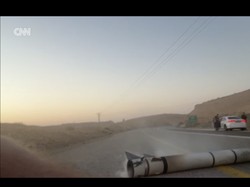 Potret Roket Berasap di Tengah Jalan Israel Usai Iran Balas Serangan