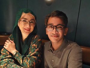 Foto Bareng Desy Ratnasari, Ruben Onsu: Assalamualaikum Foto Bareng Desy Ratnasari, Ruben Onsu: Assalamualaikum