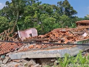 Fondasi yang Tepat Jadi Kunci Bangun Rumah di Lokasi Rawan Tanah Bergerak Fondasi yang Tepat Jadi Kunci Bangun Rumah di Lokasi Rawan Tanah Bergerak
