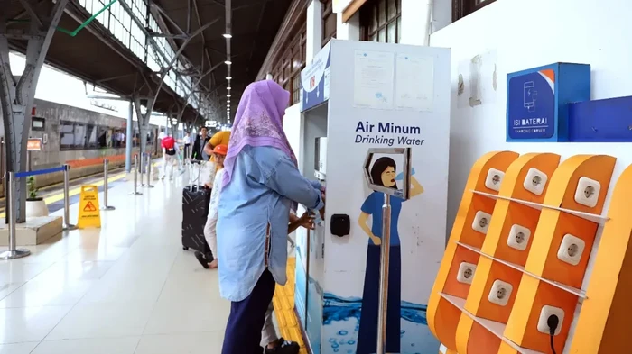 Water station di stasiun kereta api Water station di stasiun kereta api