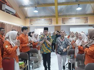 Teddy Meilwansyah Komitmen Tambah Dokter di OKU Teddy Meilwansyah Komitmen Tambah Dokter di OKU