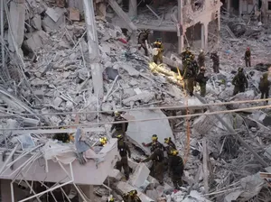 Penampakan Gedung-gedung di Israel Hancur Bak Gaza Penampakan Gedung-gedung di Israel Hancur Bak Gaza