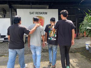 2 Pria Terkait Grup Facebook Gay di Surabaya Ditangkap