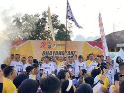 Ribuan Peserta Ramaikan Bhayangkara Babel Run 2025