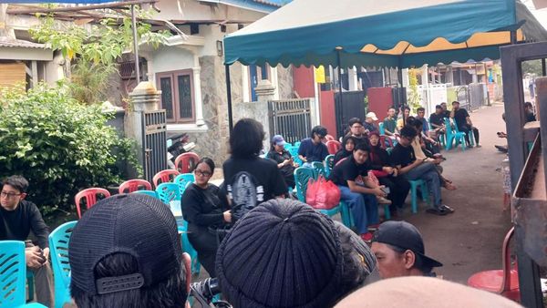 Suasana Duka Menyelimuti Rumah Musisi Gusti Irwan Wibowo