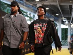 IShowSpeed Tonton Messi Pakai Kaus Ronaldo, lalu Dicuekin