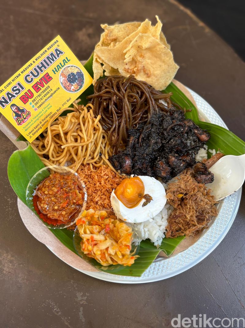 Jajan Yuk! Ada Nasi Cumi hingga Cakwe Jumbo di Festival Kuliner Jaksel