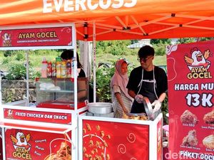 Pemuda Larantuka Rintis Usaha Ayam Gocel dari YouTube, Sejam Ludes 50 Porsi Pemuda Larantuka Rintis Usaha Ayam Gocel dari YouTube, Sejam Ludes 50 Porsi