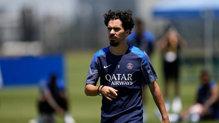 Vitinha central midfield of PSG and Portugal during the training session ahead of their FIFA Club World Cup 2025 group B match between Paris Saint-Germain FC and Club Atletico de Madrid at Rose Bowl Stadium on June 14, 2025 in Pasadena, California.
 (Photo by Jose Breton/Pics Action/NurPhoto via Getty Images)