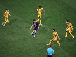 Bek Manchester City Ruben Dias menyebut Vitinha berhak untuk memimpikan Ballon dOr, sementara pelatih Timnas Portugal Roberto Martinez mendukungnya usai menjadi pemain kunci dalam kesuksesan PSG. Foto: Corbis via Getty Images/Christina Pahnke - sampics