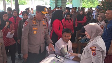 Polda Banten Gelar Bakti Kesehatan, Layani Pemeriksaan TBC hingga Sunat Gratis