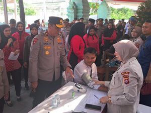 Polda Banten Gelar Bakti Kesehatan, Layani Pemeriksaan TBC hingga Sunat Gratis