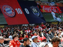 Video Bayern Munich Obok-obok Gawang Auckland